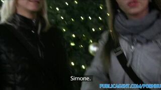 PublicAgent Две сводные сестры трахают два больших члена на Рождество порно